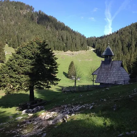 Farmstay&glamping Visocnik *