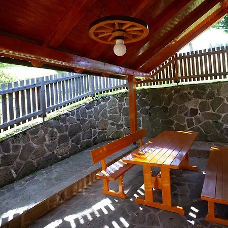 Farmstay&glamping Visocnik *