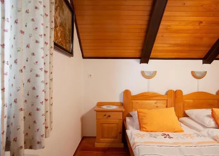 Alloggio per agriturismo Farmstay&glamping Visocnik