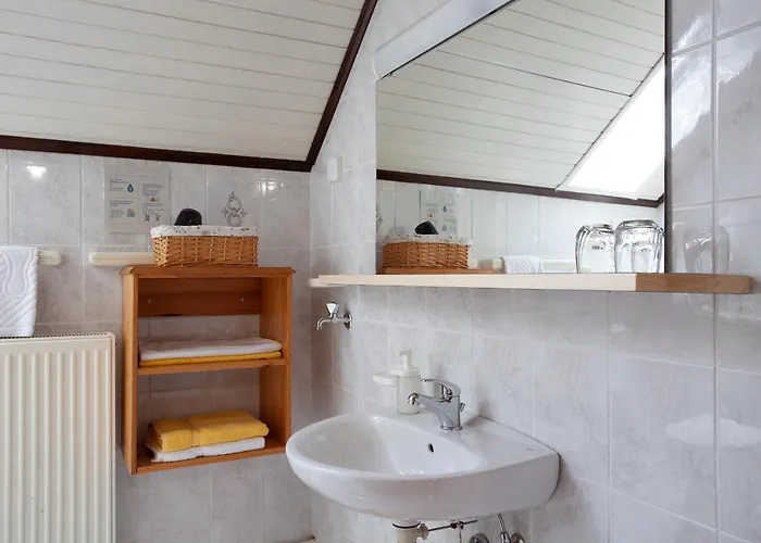 Farmstay&glamping Visocnik * Ljubno