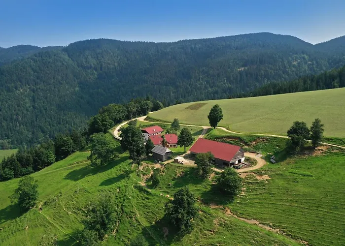 Farmstay&glamping Visocnik Smještaj na farmi