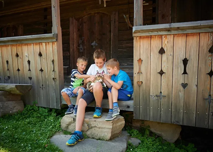 Farmstay&glamping Visocnik *